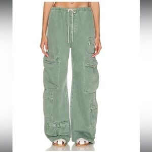 Do not buy ISO Romee Grlfrnd pants